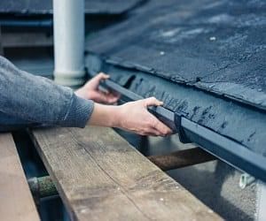 Gutter Cleaning In Kansas City Missouri And Overland Park Kansas And North Kc